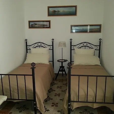 Casa Mastrarua Holiday home Syracuse